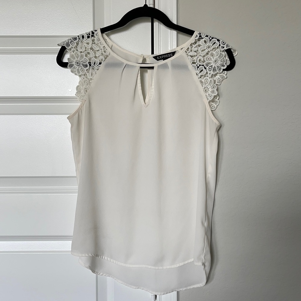 Super cute off-white w/lace blouse from Express